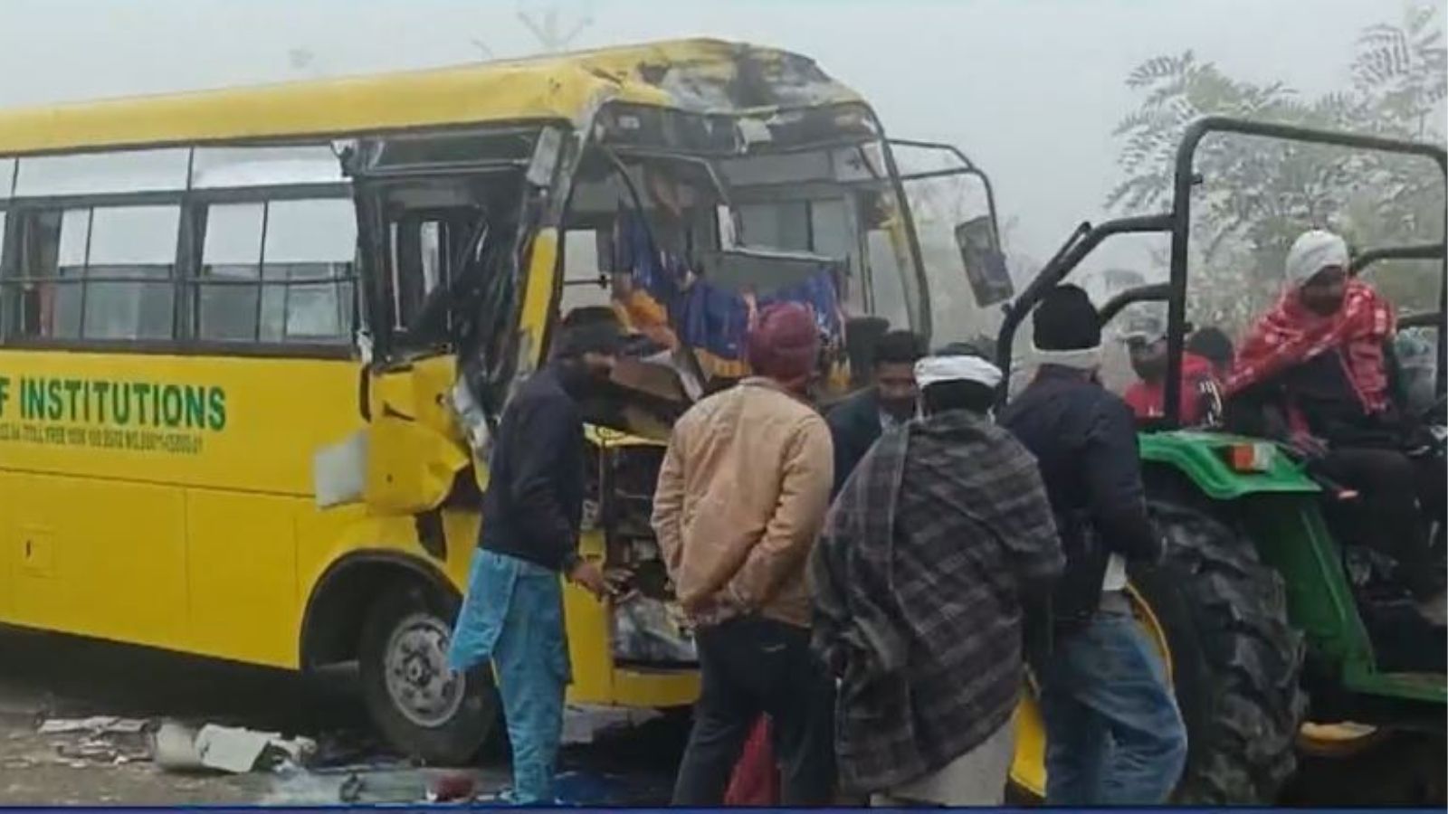 college bus accident fridkot