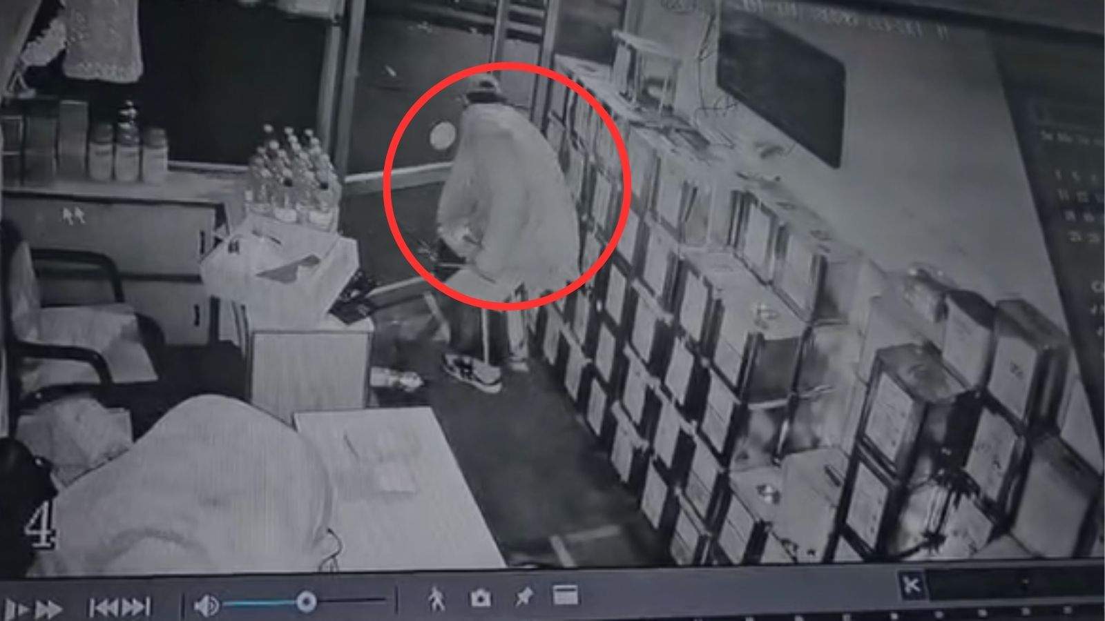 Thieves broke the shutter of a shop in Jalandhar and stole 25 kg of desi ghee and cash.