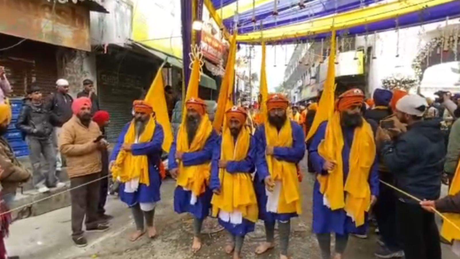 A grand Nagar Kirtan was held in Jalandhar with pomp