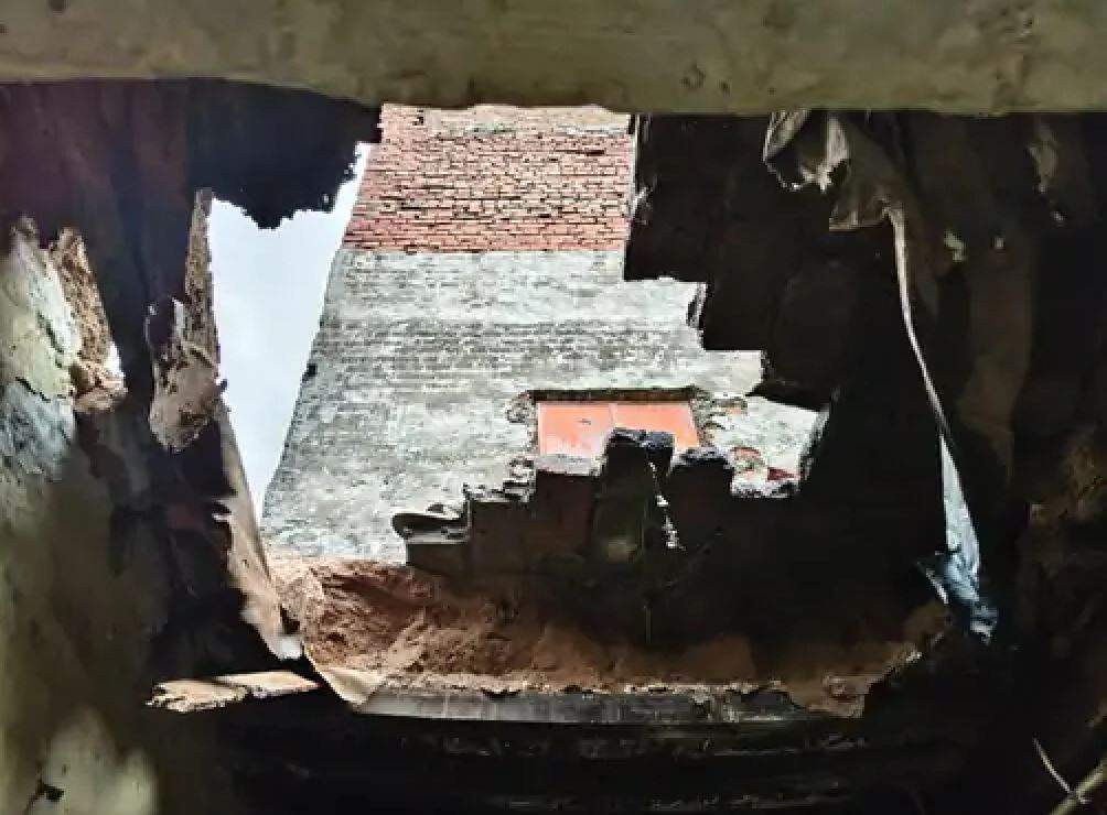 Accident due to heavy rain, children injured after roof of house collapses