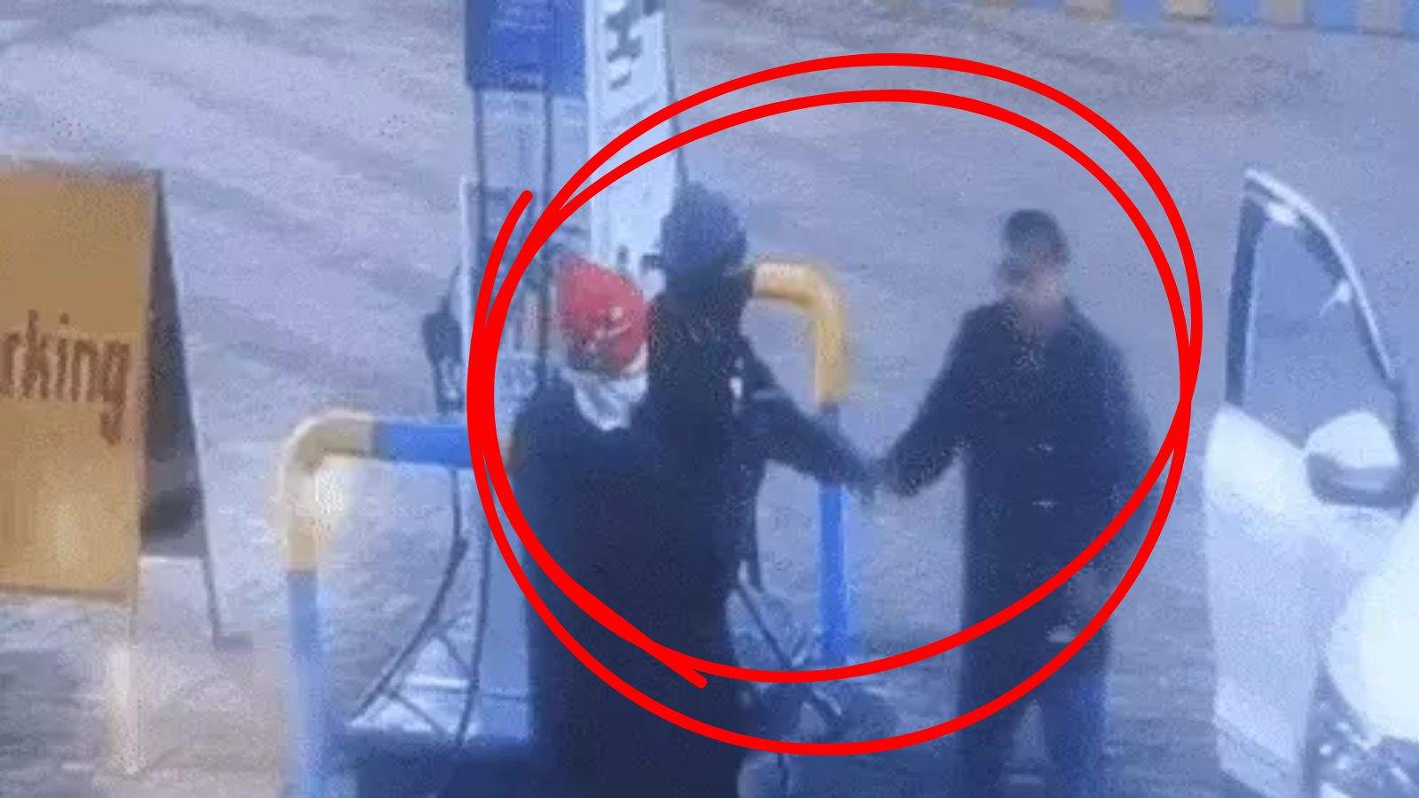 Gun Point Petrol Pump Loot Attempt Police Update
