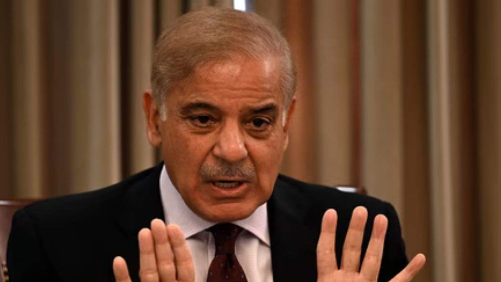 Pakistan Govt Cuts Expenses: Ministers Salary, Foreign Trips Halted