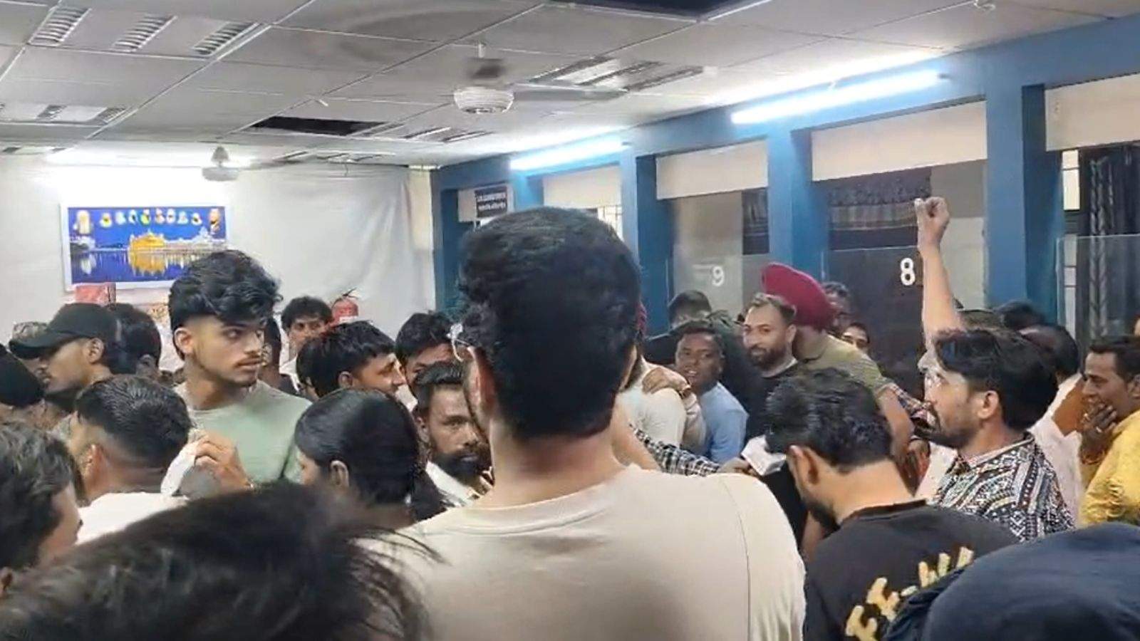 Ruckus in Jalandhar RTO office: People raised slogans against the administration