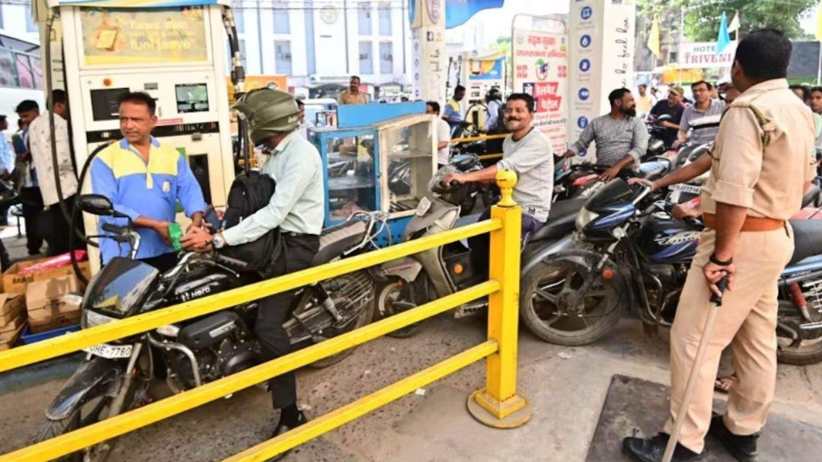 Government's big decision amid petrol-diesel crisis, excise duty reduced by Rs 10