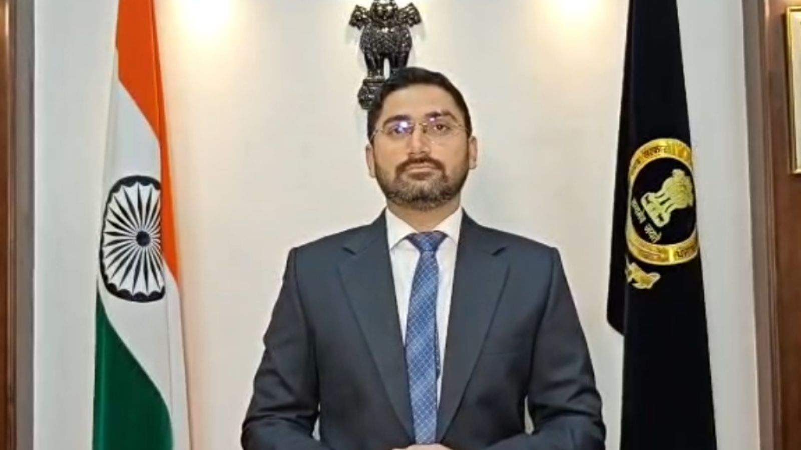 IAS Asfar Varjit Walia takes over as DC of Jalandhar