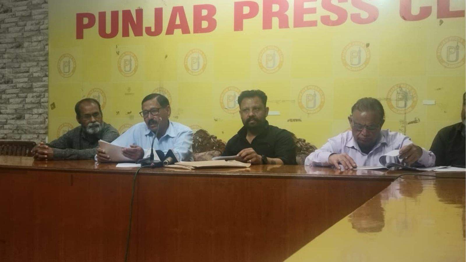 Controversy over Punjabi textbooks in Jalandhar, accusations of using objectionable language