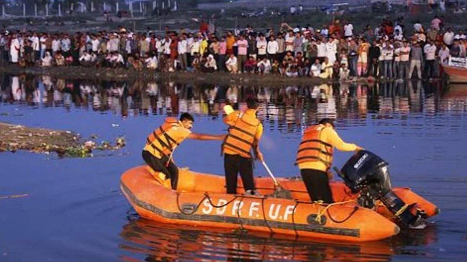 Ludhiana Pilgrims Boat Capsizes Yamuna River Vrindavan