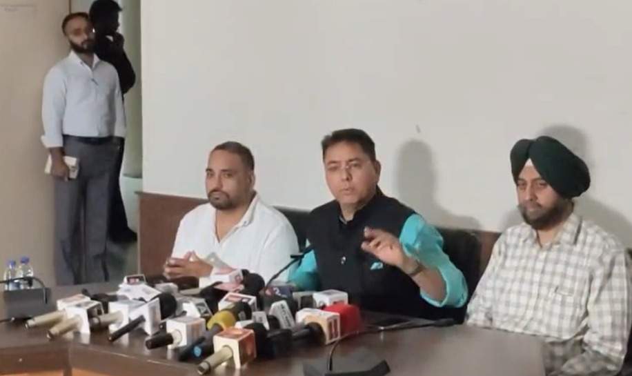 Cabinet Minister Aman Arora reaches Jalandhar, announces 'Roshan Punjab' scheme