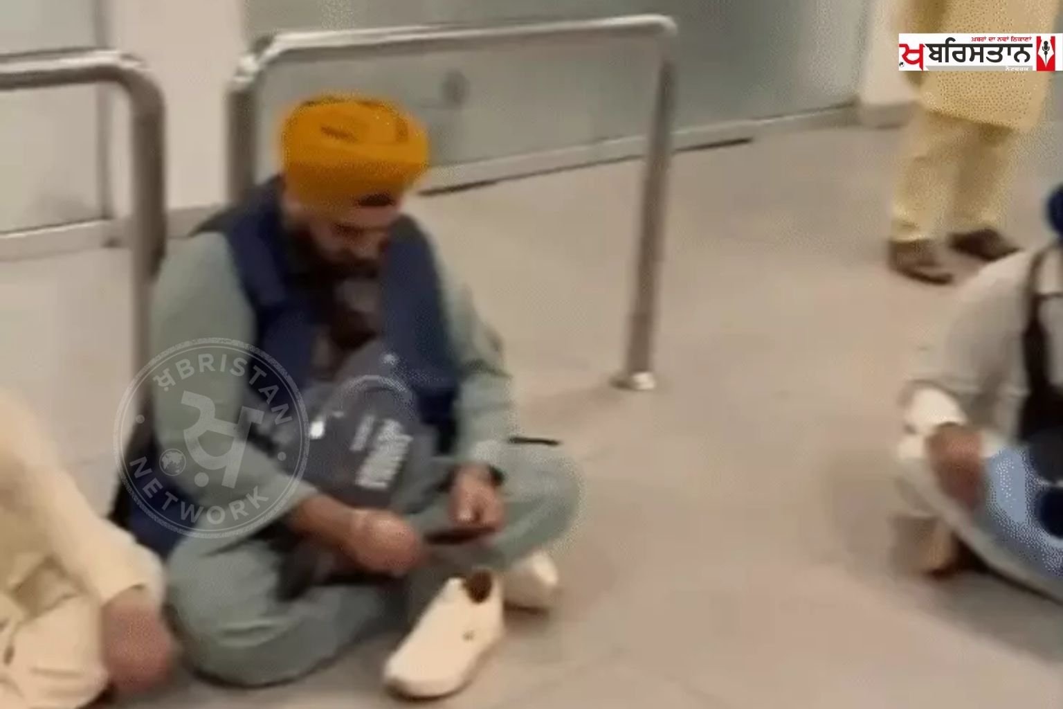 92 visa-holding pilgrims stopped at Faisalabad Airport